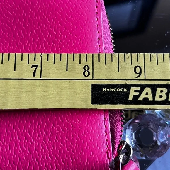 Kate Spade Coral Zip-Around large Wallet like new - Picture 12 of 12